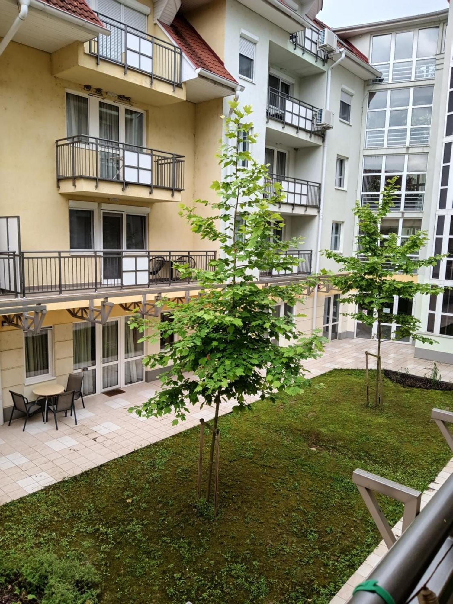 잘라카로쉬 Viola Wellness Apartman 아파트 외부 사진
